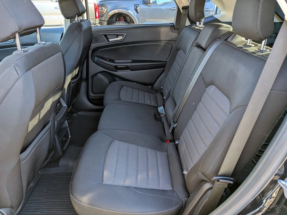 2022 Ford Edge - Image 16 of 21