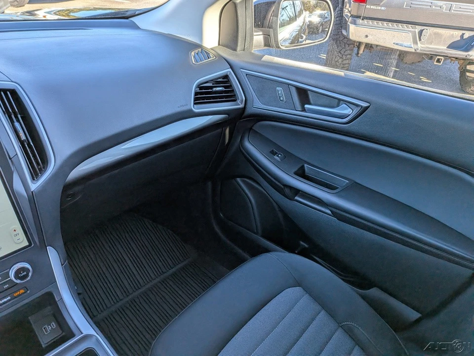 2022 Ford Edge - Image 19 of 21