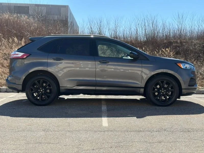 2022 Ford Edge - Image 9 of 12