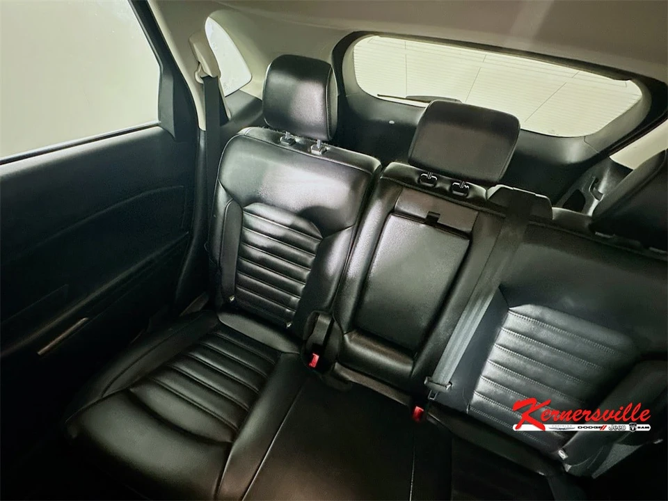 2022 Ford Edge - Image 12 of 21