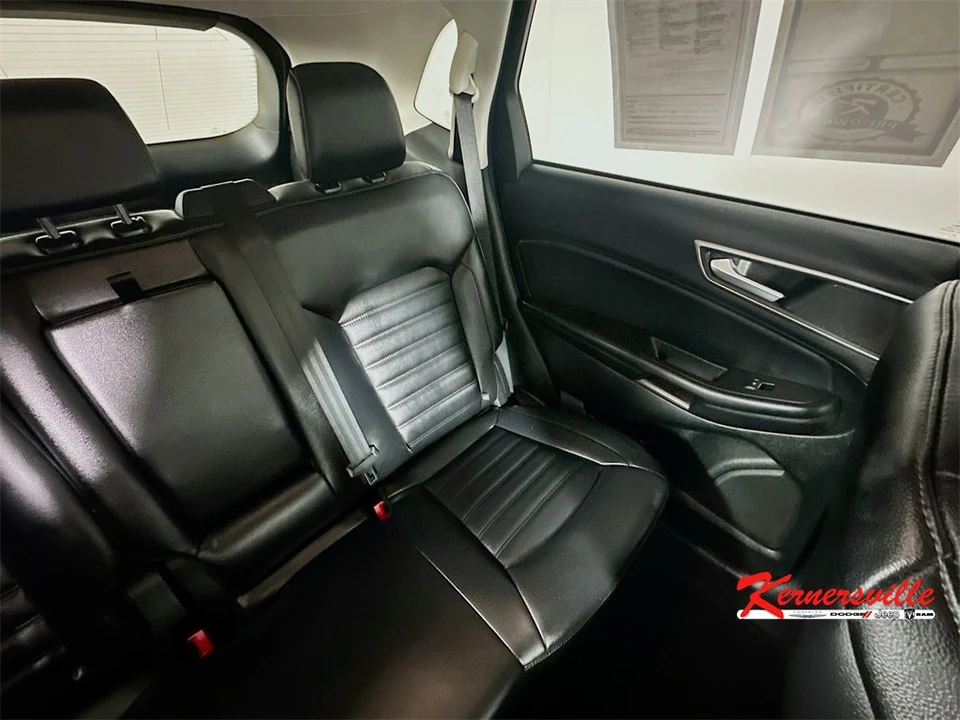 2022 Ford Edge - Image 14 of 21