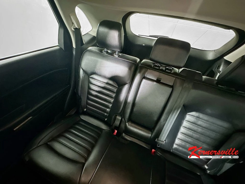 2022 Ford Edge - Image 12 of 21