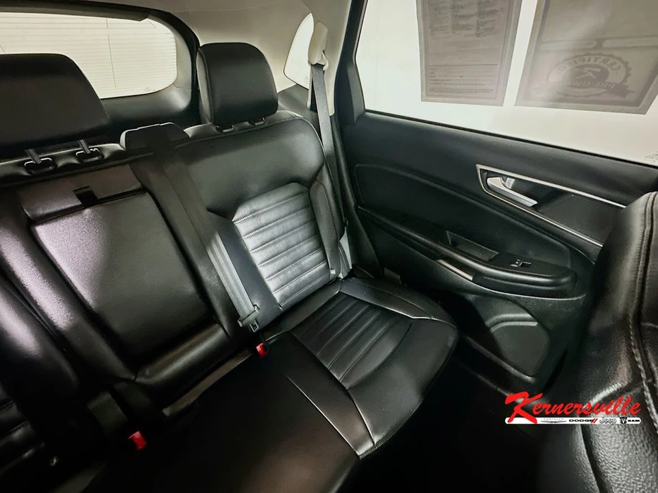 2022 Ford Edge - Image 14 of 21