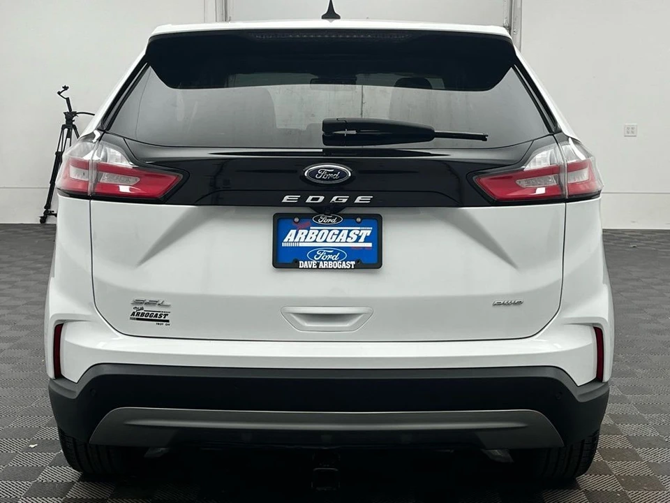 2022 Ford Edge - Image 11 of 12