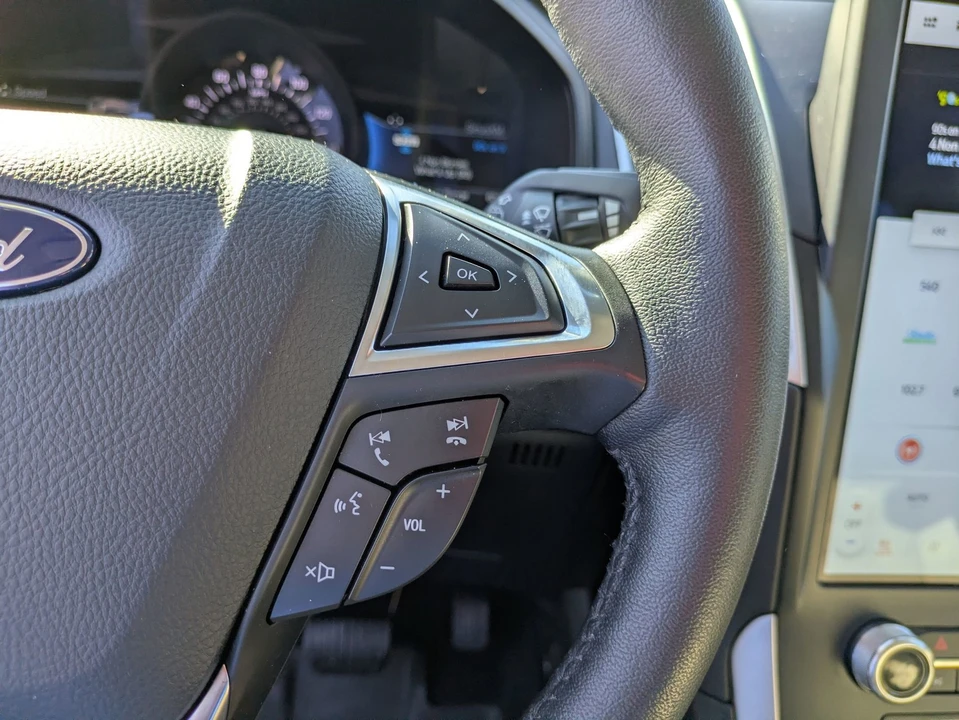 2022 Ford Edge - Image 19 of 21