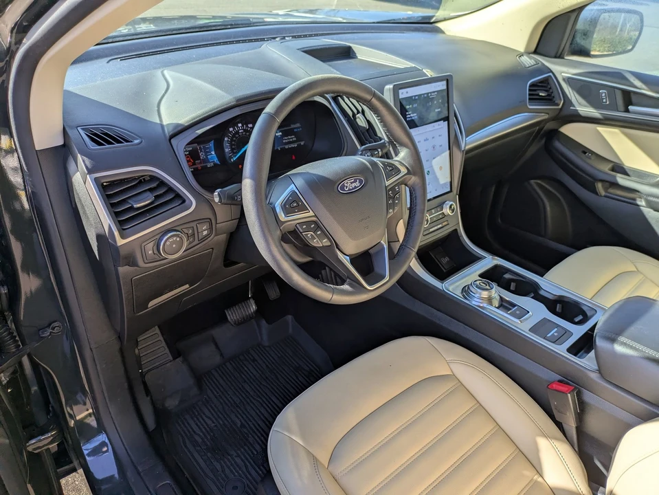 2022 Ford Edge - Image 14 of 21