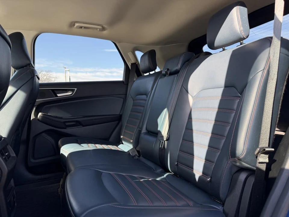 2022 Ford Edge - Image 17 of 21