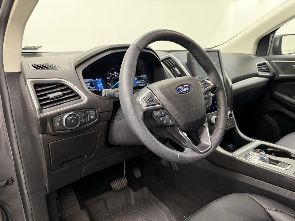 2022 Ford Edge - Image 13 of 21