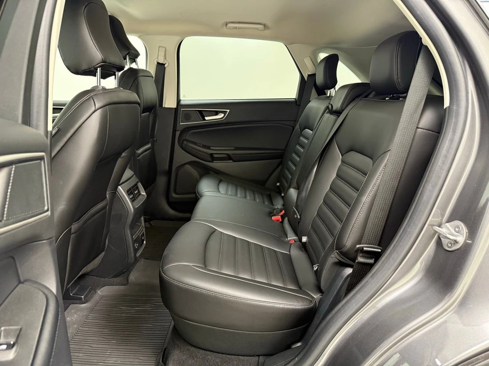 2022 Ford Edge - Image 20 of 21