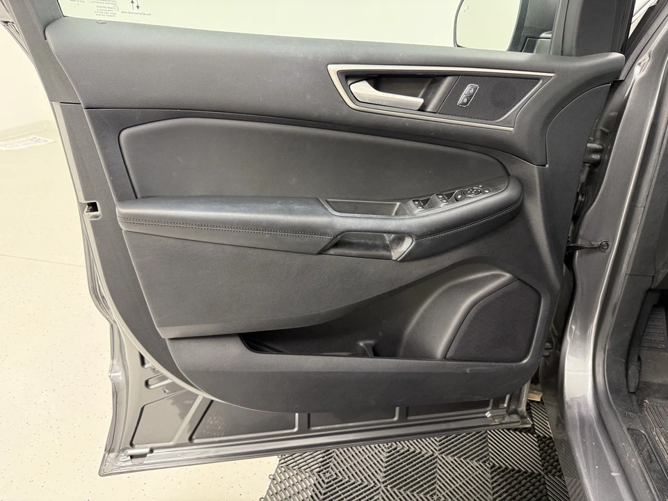 2022 Ford Edge - Image 11 of 21