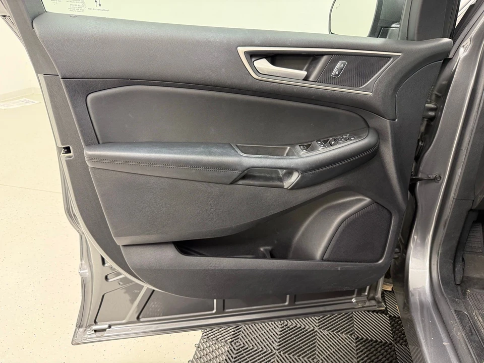 2022 Ford Edge - Image 11 of 21