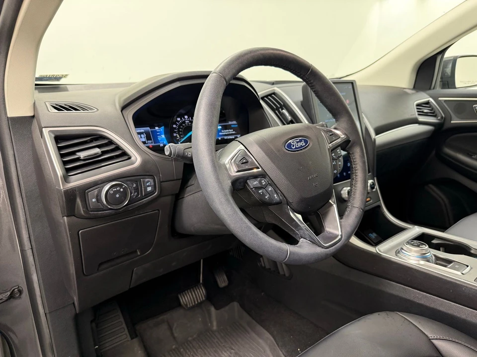 2022 Ford Edge - Image 13 of 21