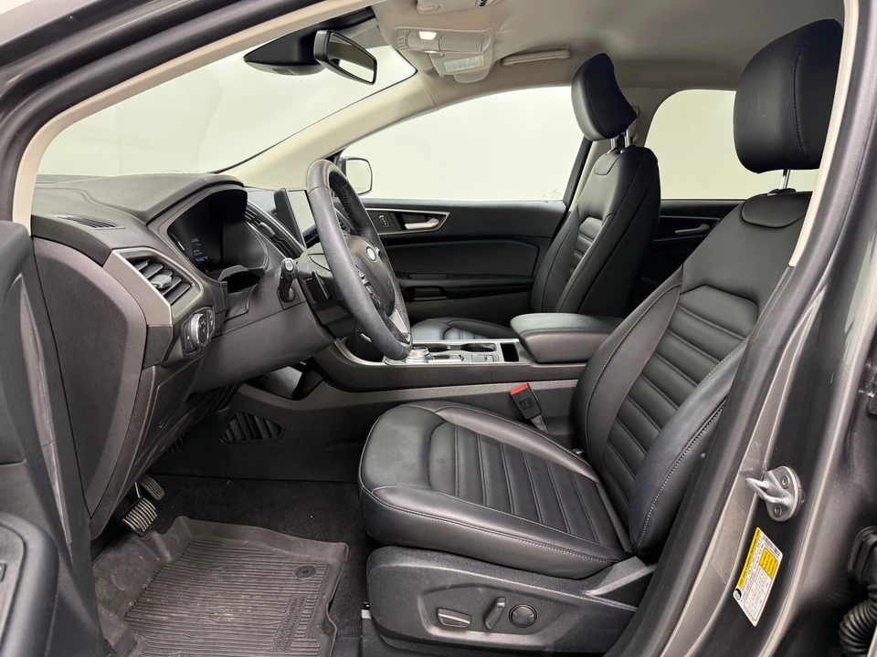 2022 Ford Edge - Image 14 of 21