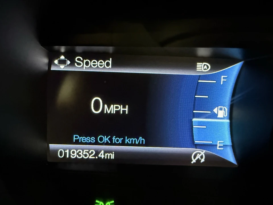 2022 Ford Edge - Image 16 of 21