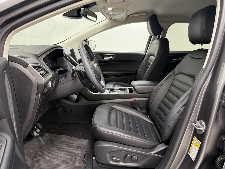 2022 Ford Edge - Image 14 of 21