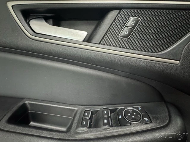 2022 Ford Edge - Image 11 of 12