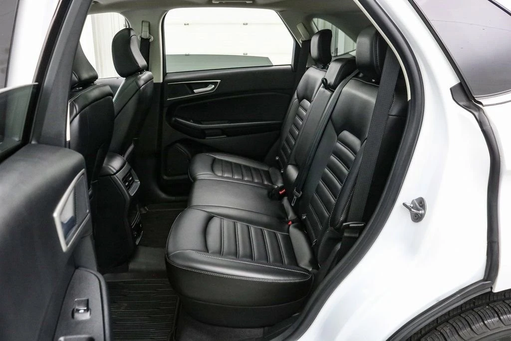 2022 Ford Edge - Image 19 of 21