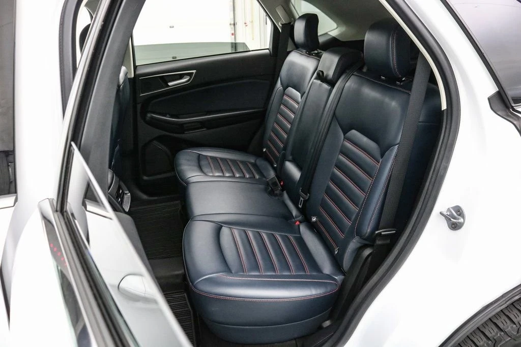 2022 Ford Edge - Image 19 of 21