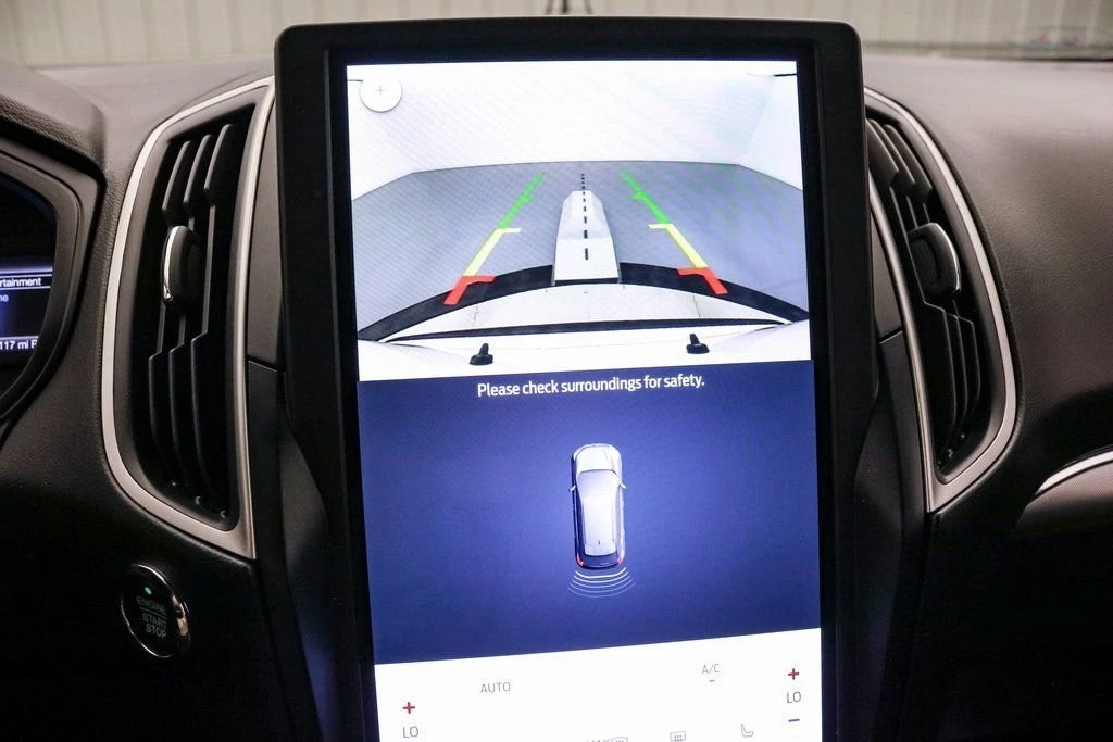2022 Ford Edge - Image 17 of 21