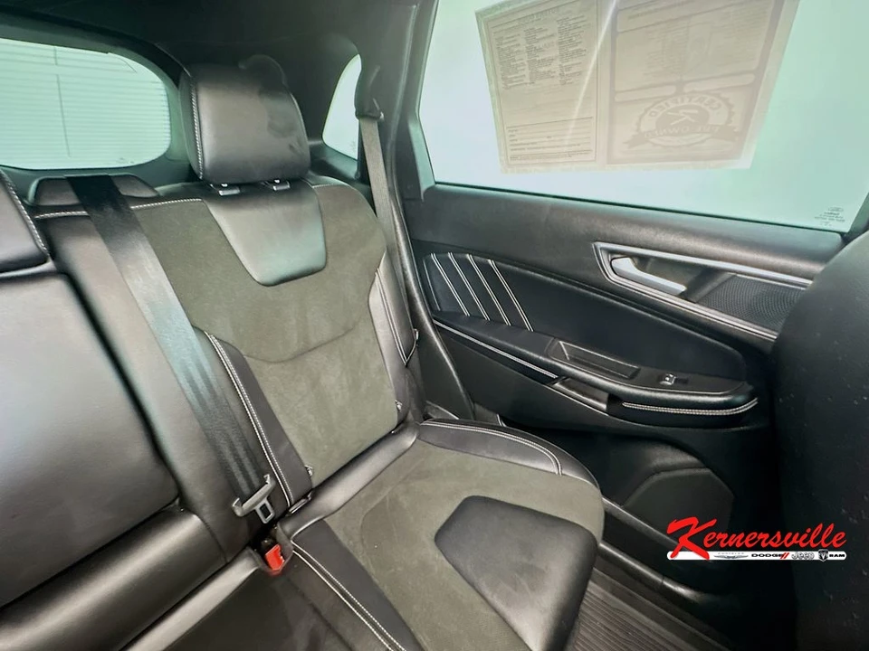 2022 Ford Edge - Image 14 of 21