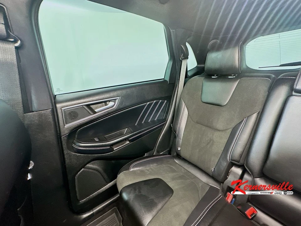 2022 Ford Edge - Image 12 of 21