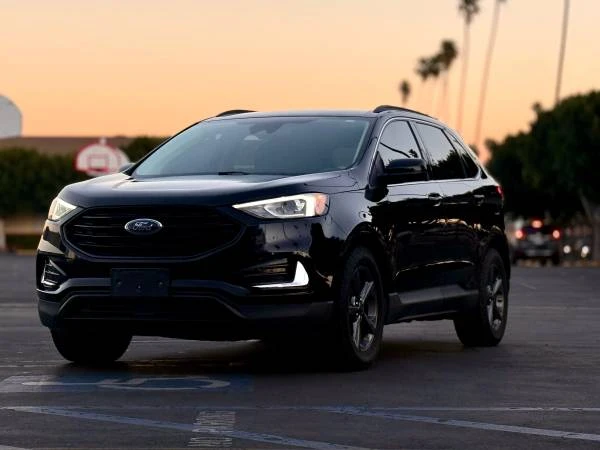 2022 Ford Edge - Image 17 of 19