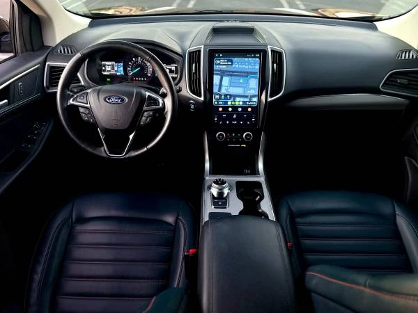 2022 Ford Edge - Image 16 of 19