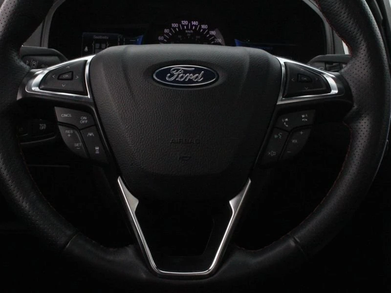 2022 Ford Edge - Image 11 of 20