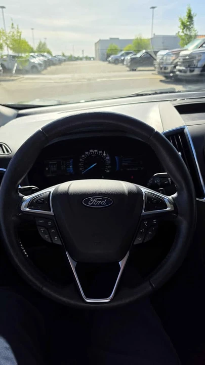 2022 Ford Edge - Image 12 of 13