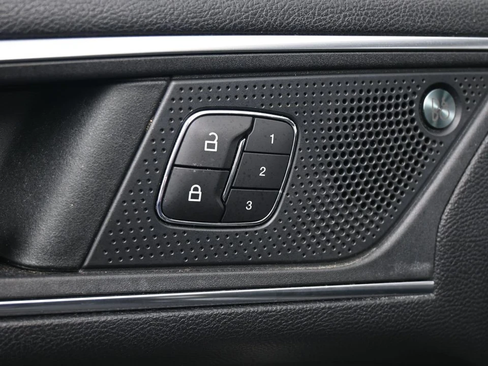 2022 Ford Edge - Image 17 of 21