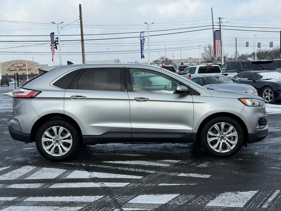 2022 Ford Edge - Image 2 of 12