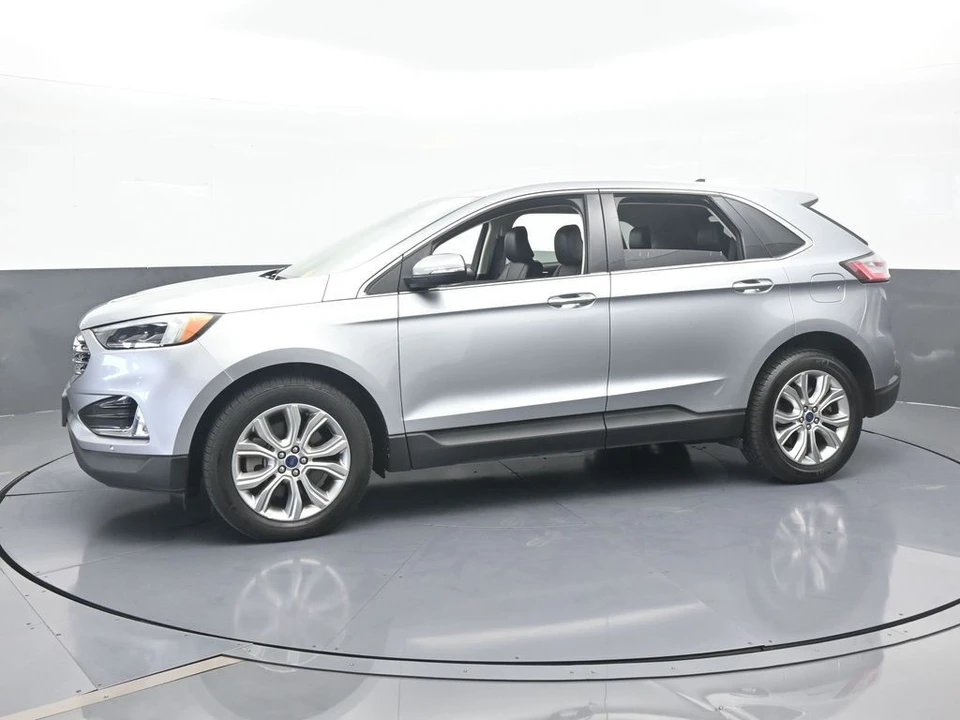 2022 Ford Edge - Image 2 of 12