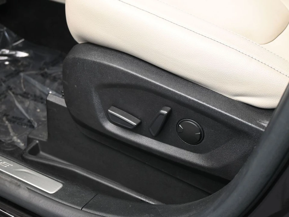 2022 Ford Edge - Image 12 of 21