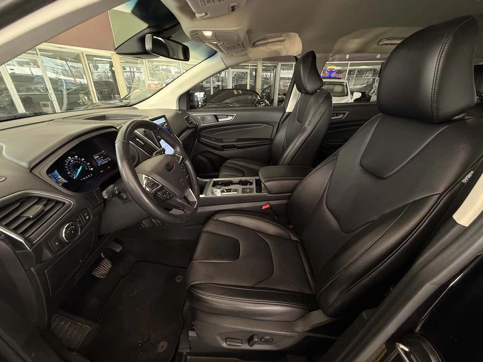 2022 Ford Edge - Image 25 of 31