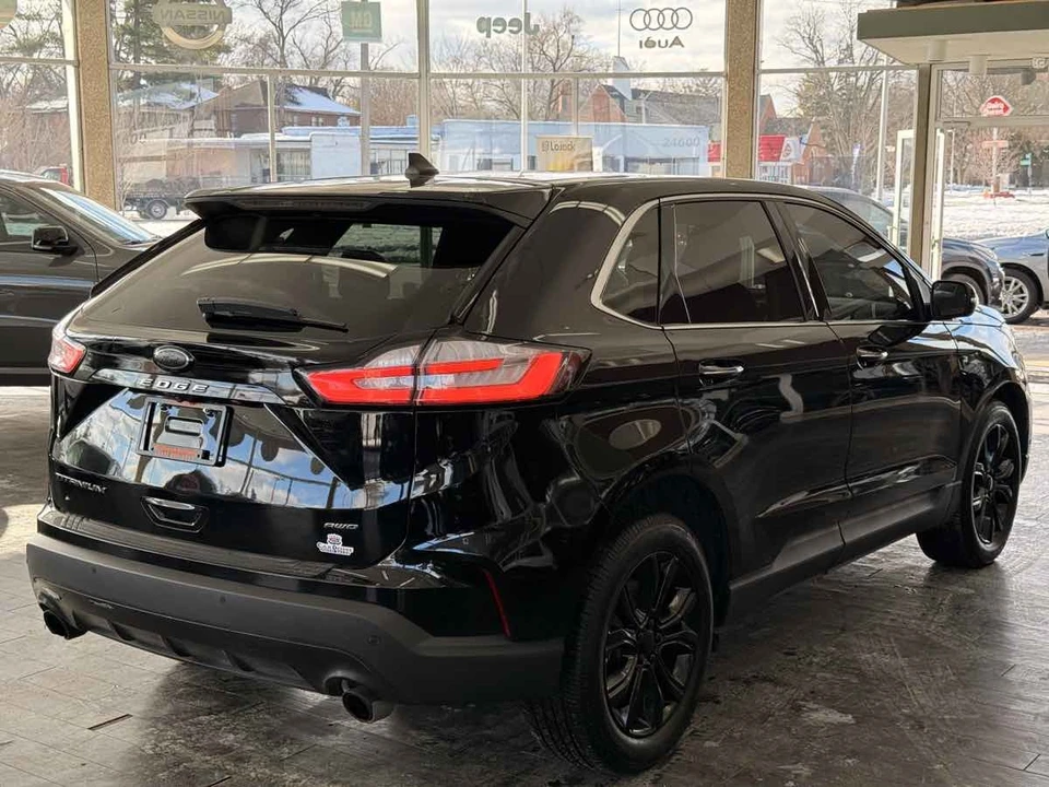 2022 Ford Edge - Image 9 of 31