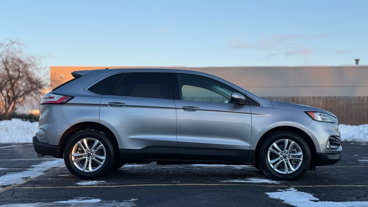 2022 Ford Edge - Image 8 of 21