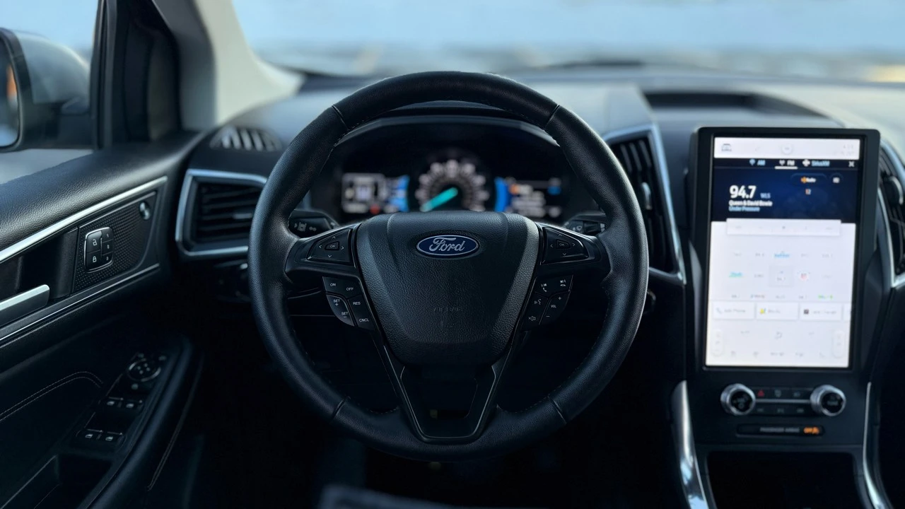 2022 Ford Edge - Image 14 of 21