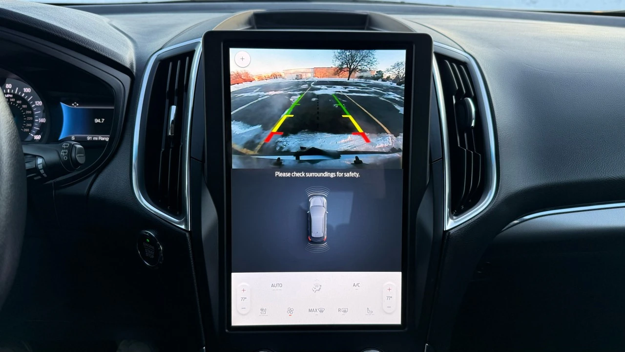 2022 Ford Edge - Image 18 of 21
