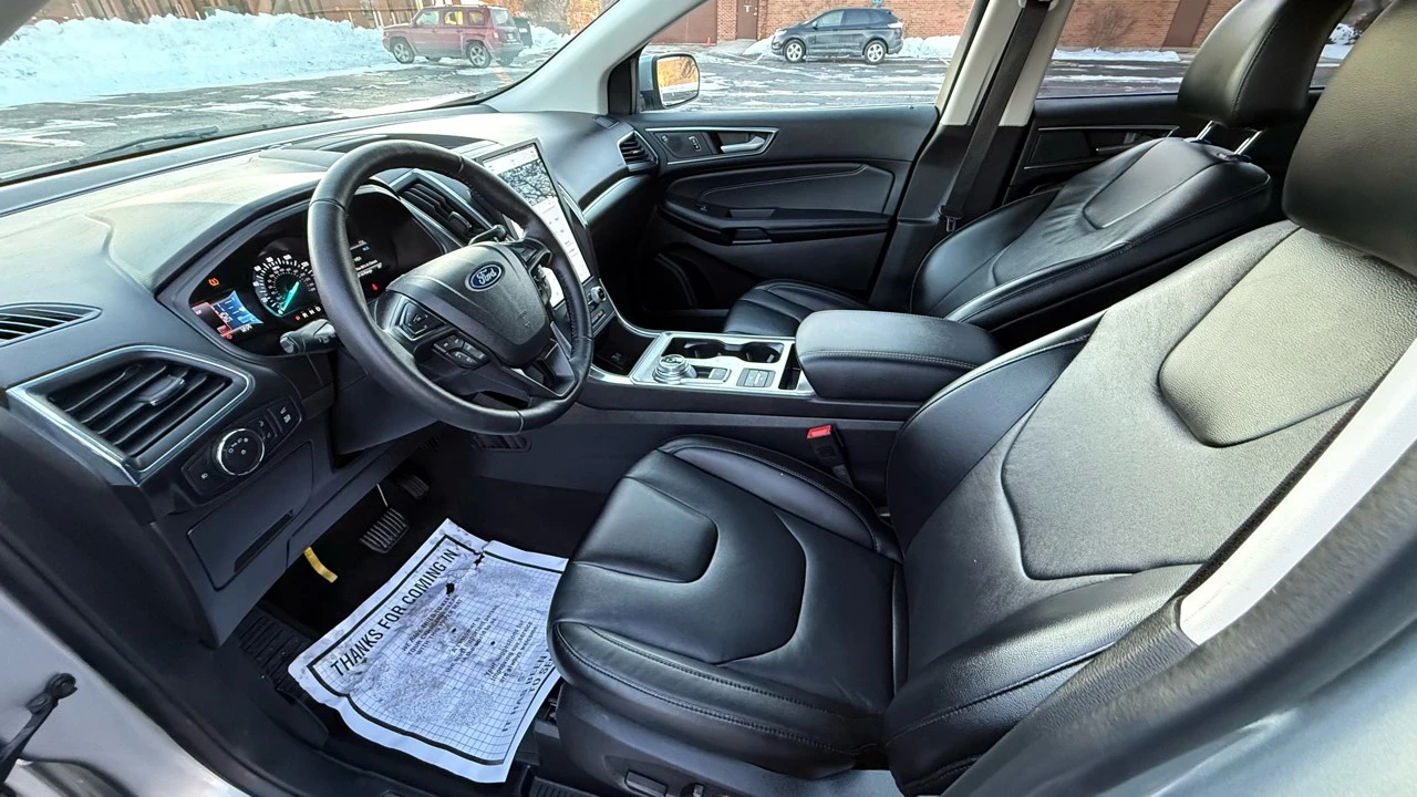 2022 Ford Edge - Image 9 of 21