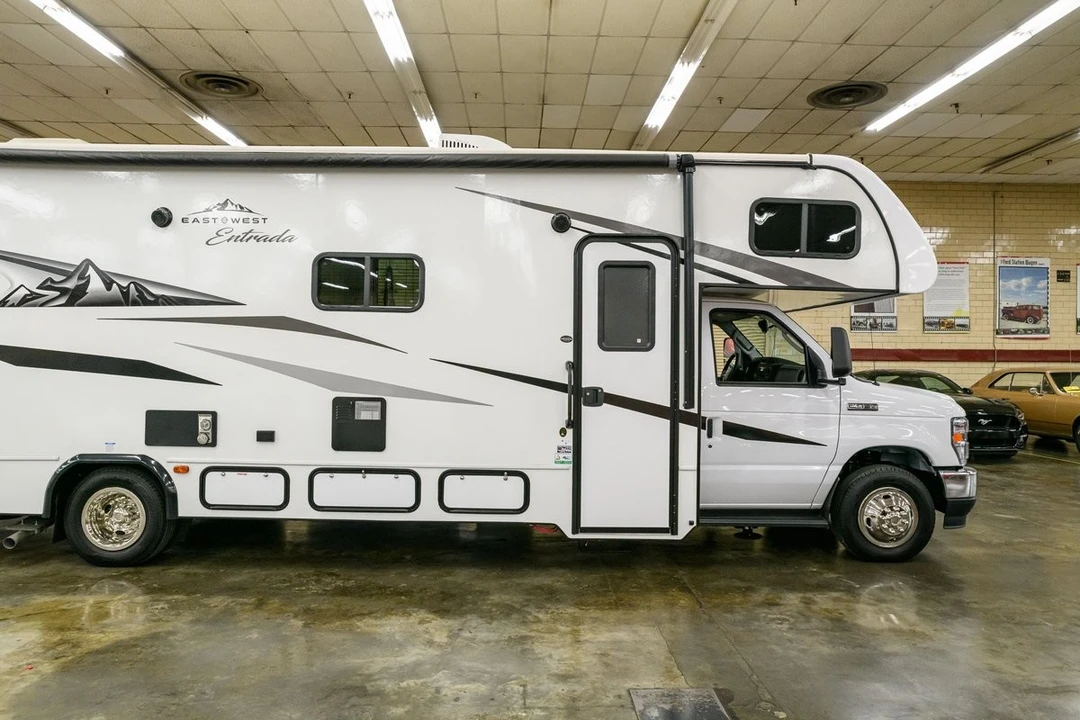 2022 Ford - Image 10 of 12