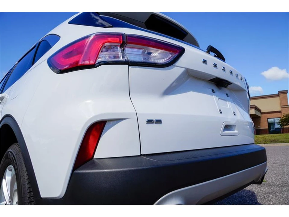 2022 Ford Escape - Image 28 of 31