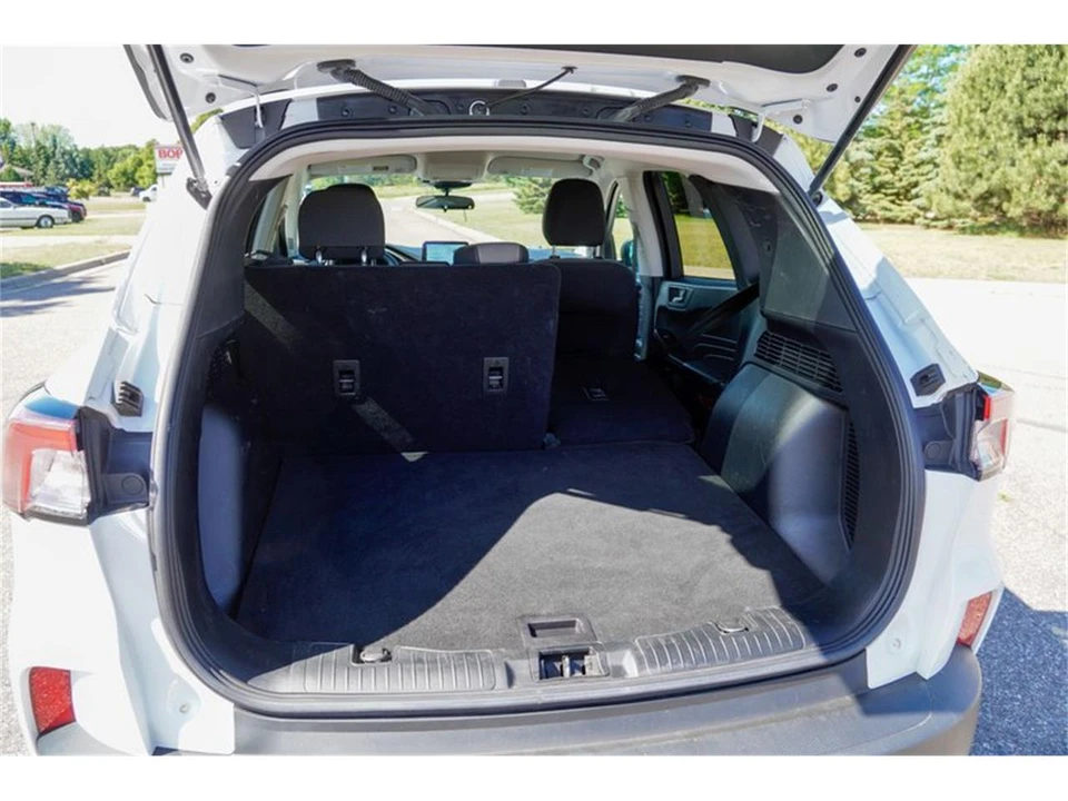 2022 Ford Escape - Image 16 of 31