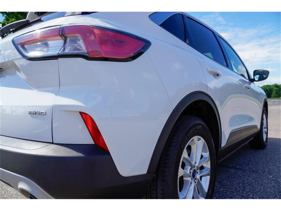 2022 Ford Escape - Image 26 of 31