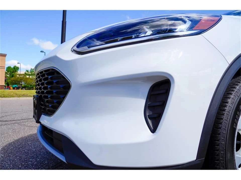 2022 Ford Escape - Image 19 of 31