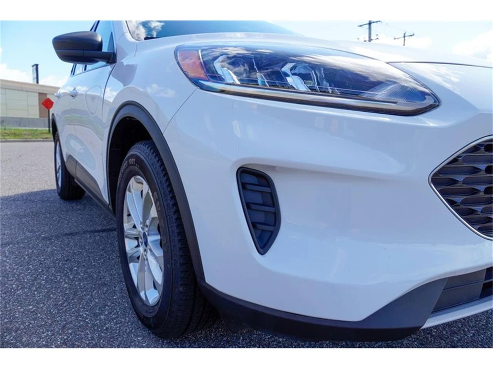 2022 Ford Escape - Image 23 of 31