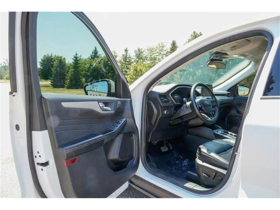 2022 Ford Escape - Image 9 of 31