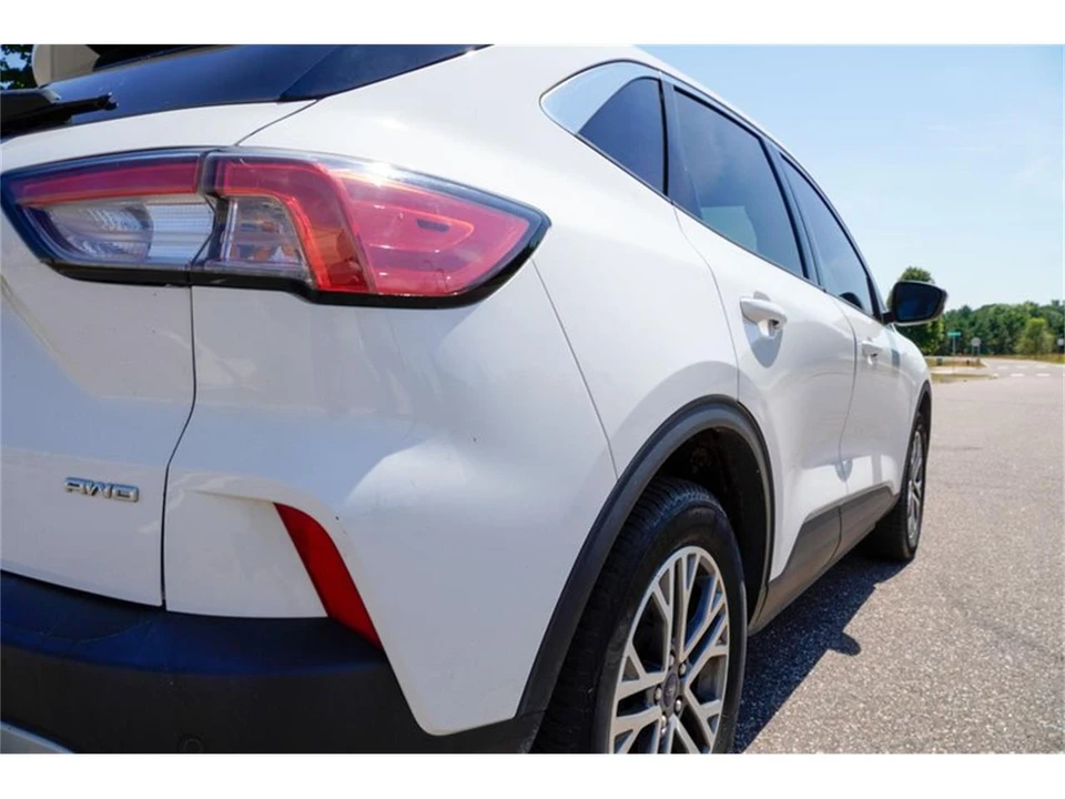 2022 Ford Escape - Image 26 of 31