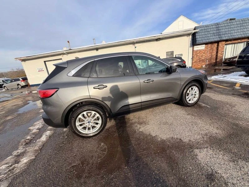 2022 Ford Escape - Image 8 of 12