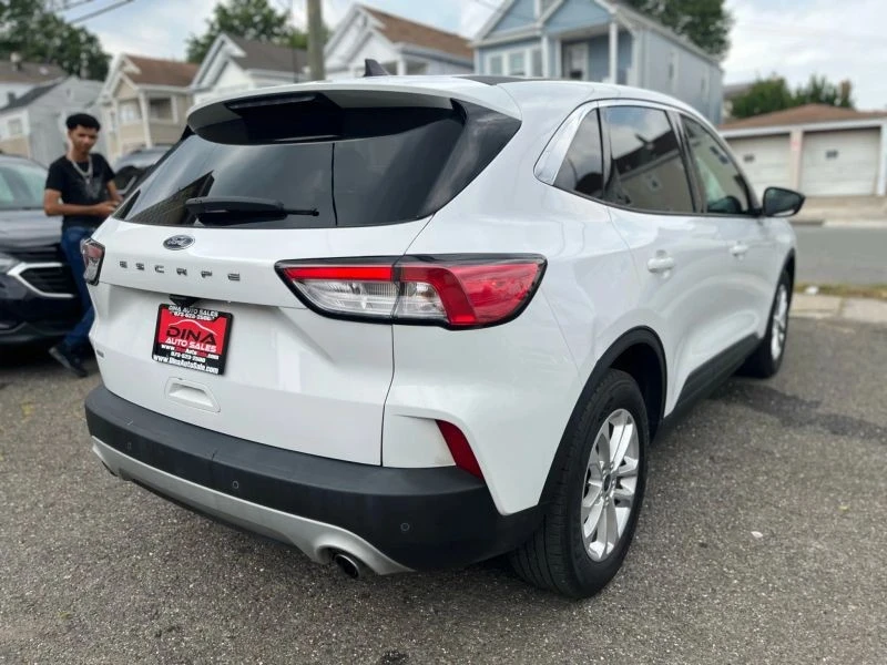 2022 Ford Escape - Image 5 of 12