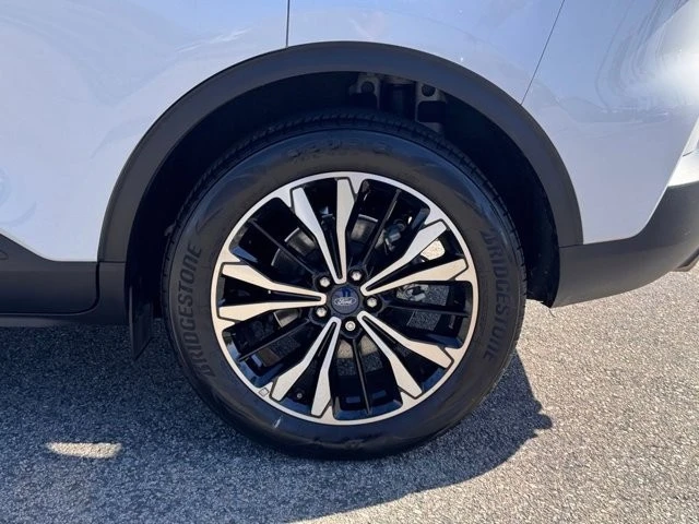 2022 Ford Escape - Image 15 of 21
